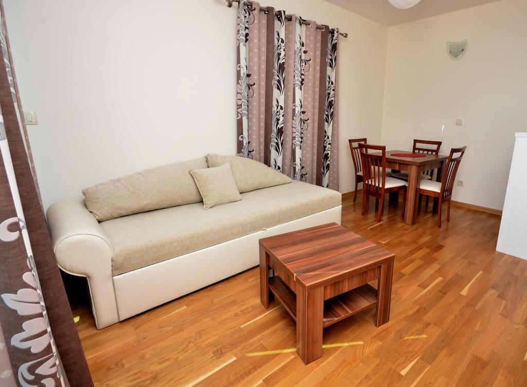 Apartments Rafailovic Ljubo Rafailovici Exterior photo